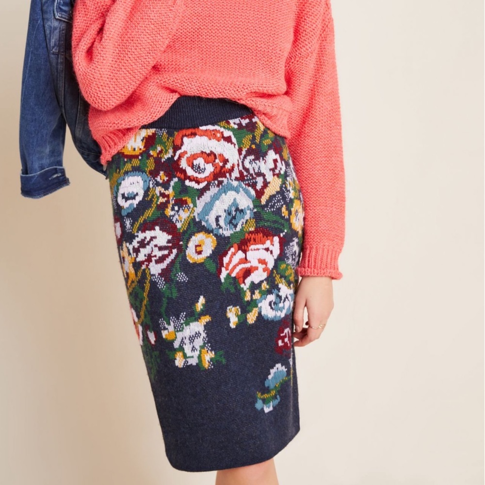 ANTHROPOLOGIE Navy Floral Knit Pencil Cashmere Blend Skirt - Sz XS
